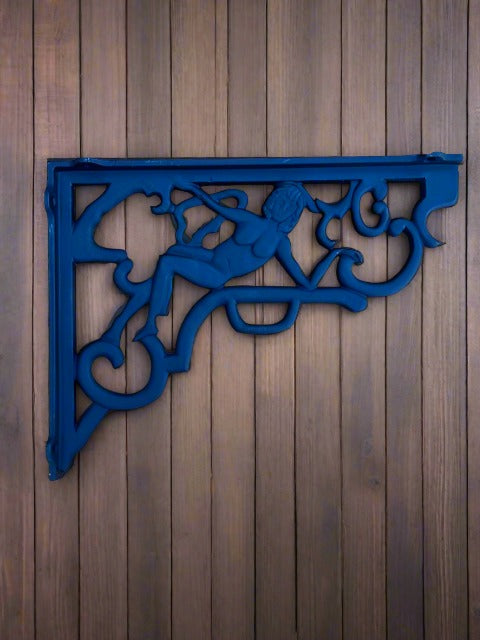 BR0026  44 x 34cm Heavy Duty Cast iron bracket