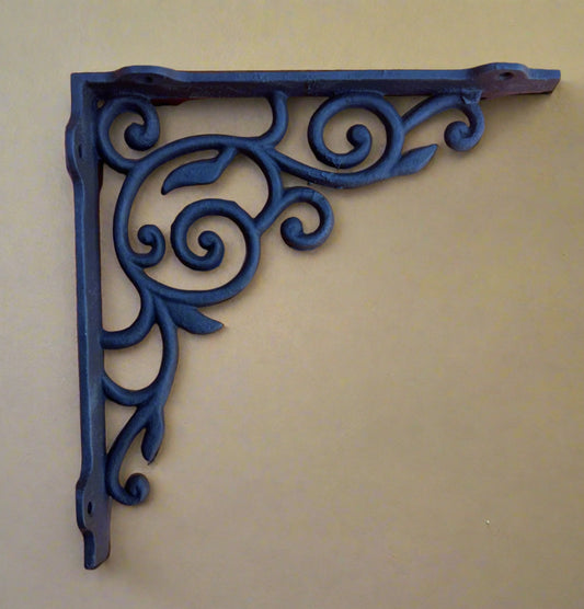 BR086 22cm x 22cm cast iron bracket